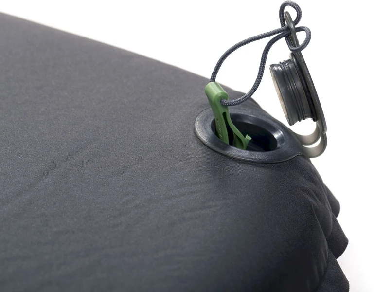 Exped SIM Comfort 5 M zelfopblazende slaapmat Exped SIM Comfort 5 M Zelfopblazende Slaapmat -Buiten Kamperen Winkel 1267 1900 6185 sim comfort valve pin 4645x3097 1