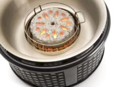 Cobb Pro Houtskoolbarbecue - Zalmrood -Buiten Kamperen Winkel 1267 1900 cobble pro zwart 3 1