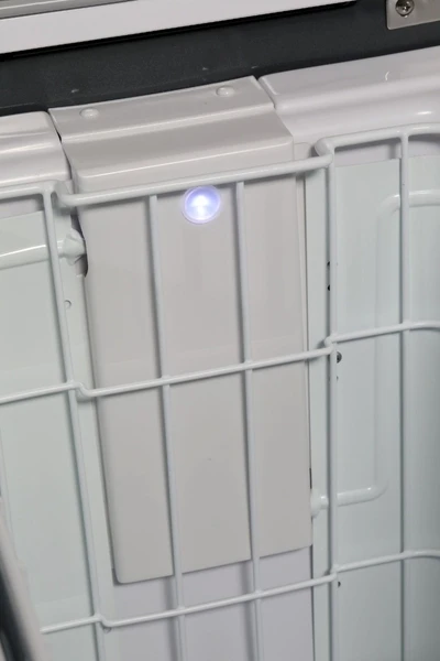 Engel MT35F-V compressor koelbox - 32 liter Engel MT35F-V Compressor Koelbox - 32 Liter -Buiten Kamperen Winkel 1900 1267 mt35f v detail6