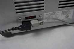 Engel MT45F-S Compressor Koelbox - 40 Liter -Buiten Kamperen Winkel 1900 2849 mt45fs anschlussterminal detail