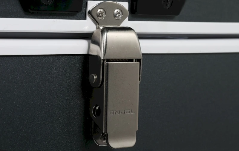 Engel MT35F-V compressor koelbox - 32 liter Engel MT35F-V Compressor Koelbox - 32 Liter -Buiten Kamperen Winkel 1900 3003 mt35f v detail3