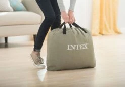 Intex Prime Comfort Luchtbed - Eenpersoons - Ingebouwde Elektrische Pomp -Buiten Kamperen Winkel 899 1294 64162 inuse2 2020 300