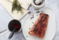 Barbecook Sauspan Met Marinadeborstel 5 Barbecook Sauspan Met Marinadeborstel -Buiten Kamperen Winkel 900 1350 bc acc 7211 sf 04 hr