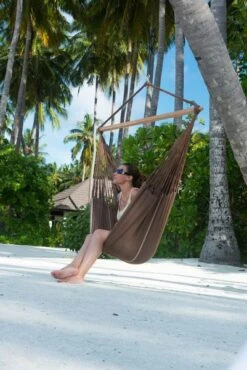 La Siesta Habana Hangstoel XL - Chocolate -Buiten Kamperen Winkel 900 601 hal21 6 ambiance 200