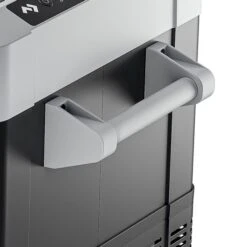 Dometic CFF 70DZ Compressor Koelbox - 70 Liter -Buiten Kamperen Winkel 900 900 cff70 handle